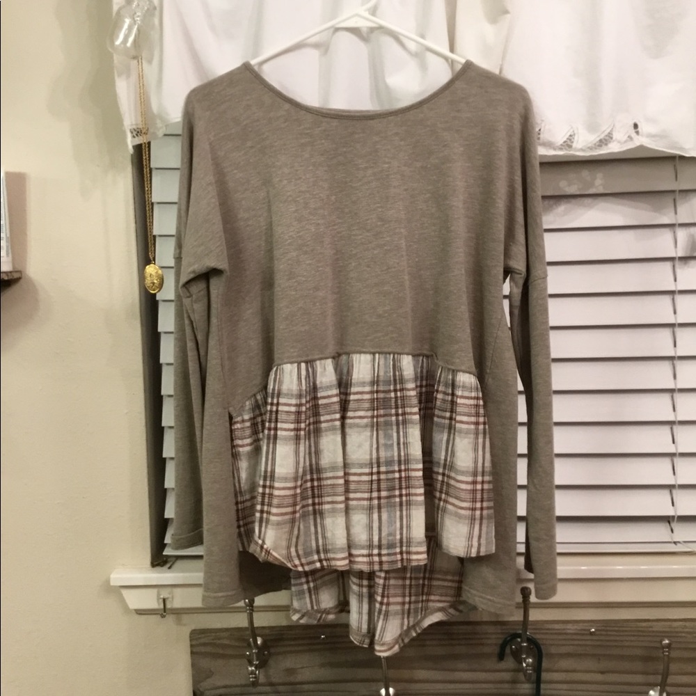 BD Collection peplum top